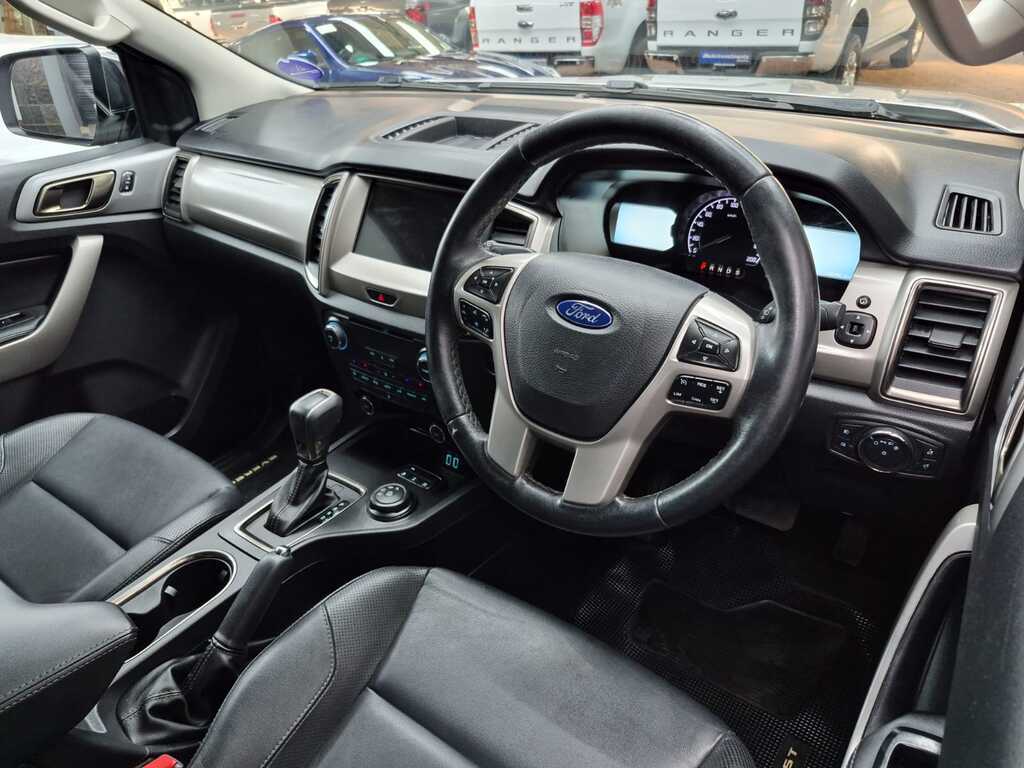 FORD EVEREST EVEREST 3.2 TDCi XLT 4X4 A/T