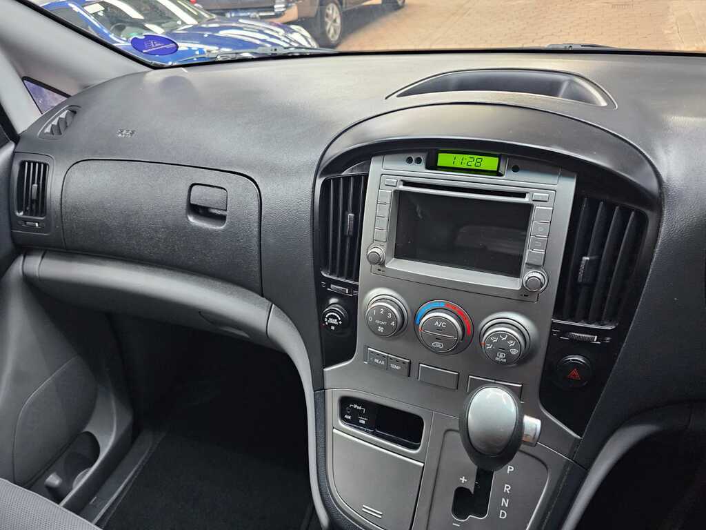 HYUNDAI H-1 H-1 2.5 CRDI (VGT) WAGON A/T - 16