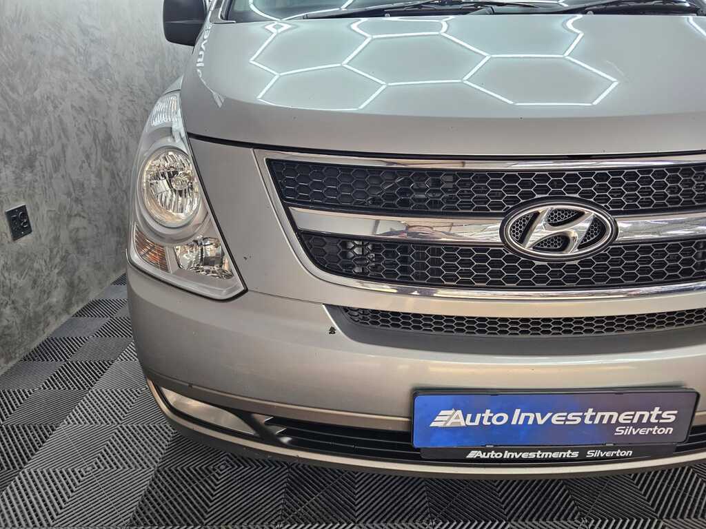 HYUNDAI H-1 H-1 2.5 CRDI (VGT) WAGON A/T - 5