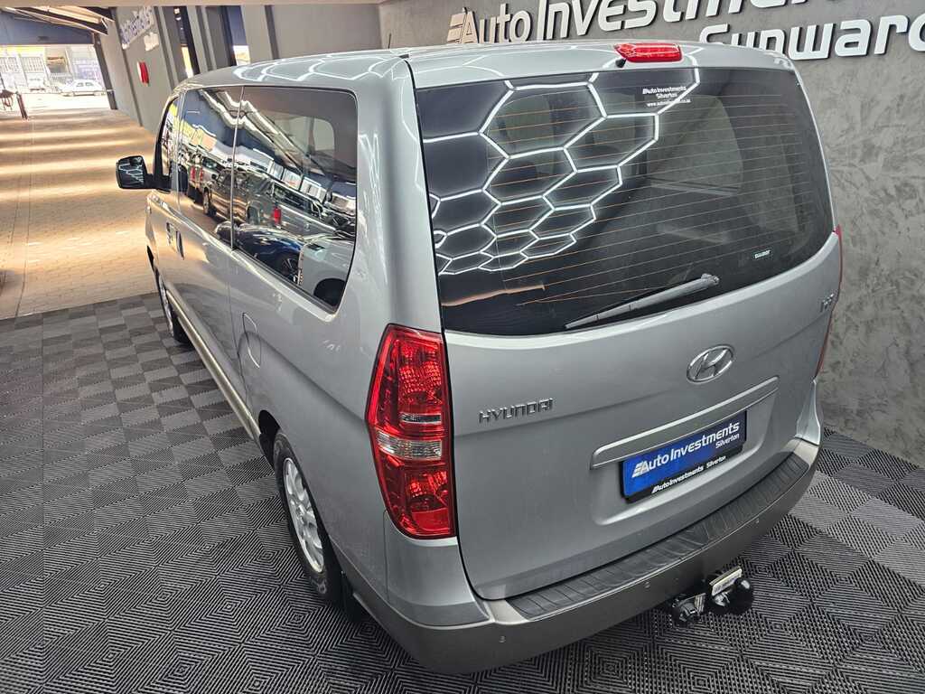 HYUNDAI H-1 H-1 2.5 CRDI (VGT) WAGON A/T - 6