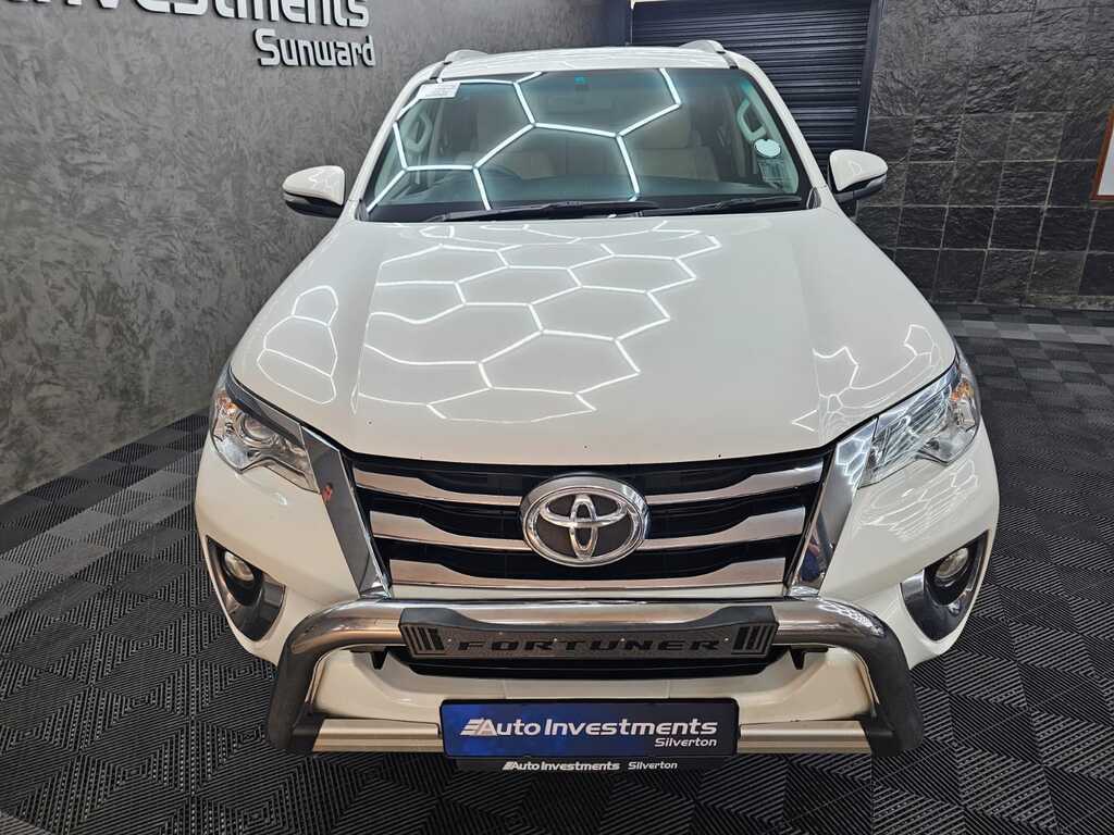 TOYOTA FORTUNER FORTUNER 2.4GD-6 R/B