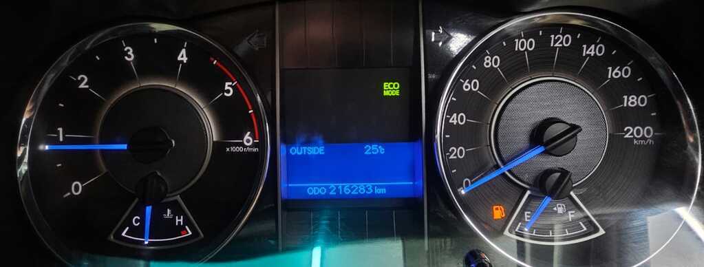 TOYOTA FORTUNER FORTUNER 2.4GD-6 R/B