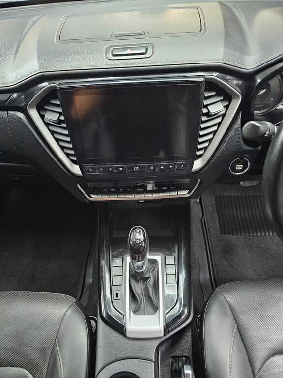 ISUZU D-MAX D-MAX 3.0 Ddi V-CROSS HR A/T D/C P/U