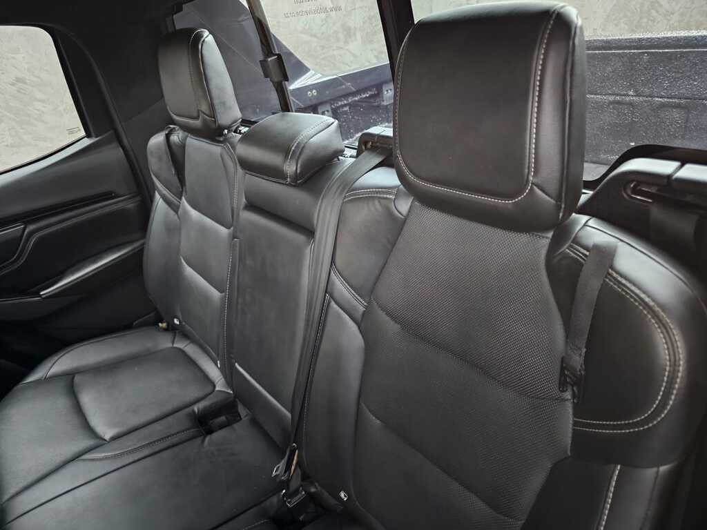 ISUZU D-MAX D-MAX 3.0 Ddi V-CROSS HR A/T D/C P/U