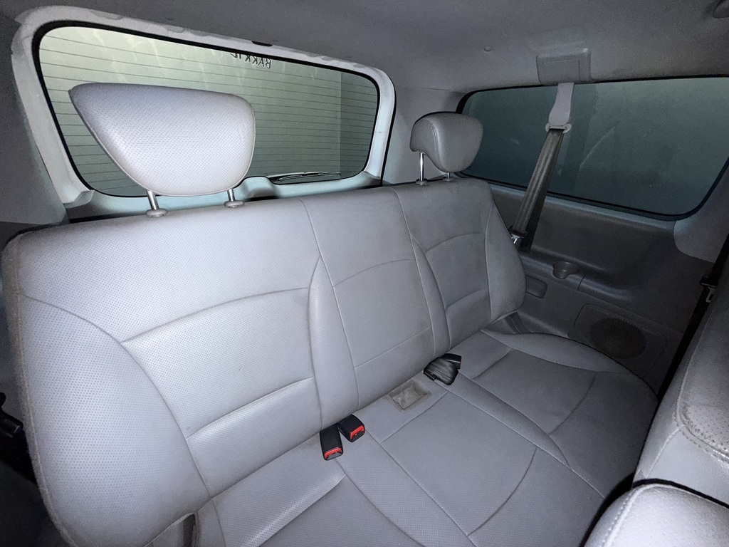 HYUNDAI H-1 H-1 2.5 CRDI (VGT) WAGON A/T - 10