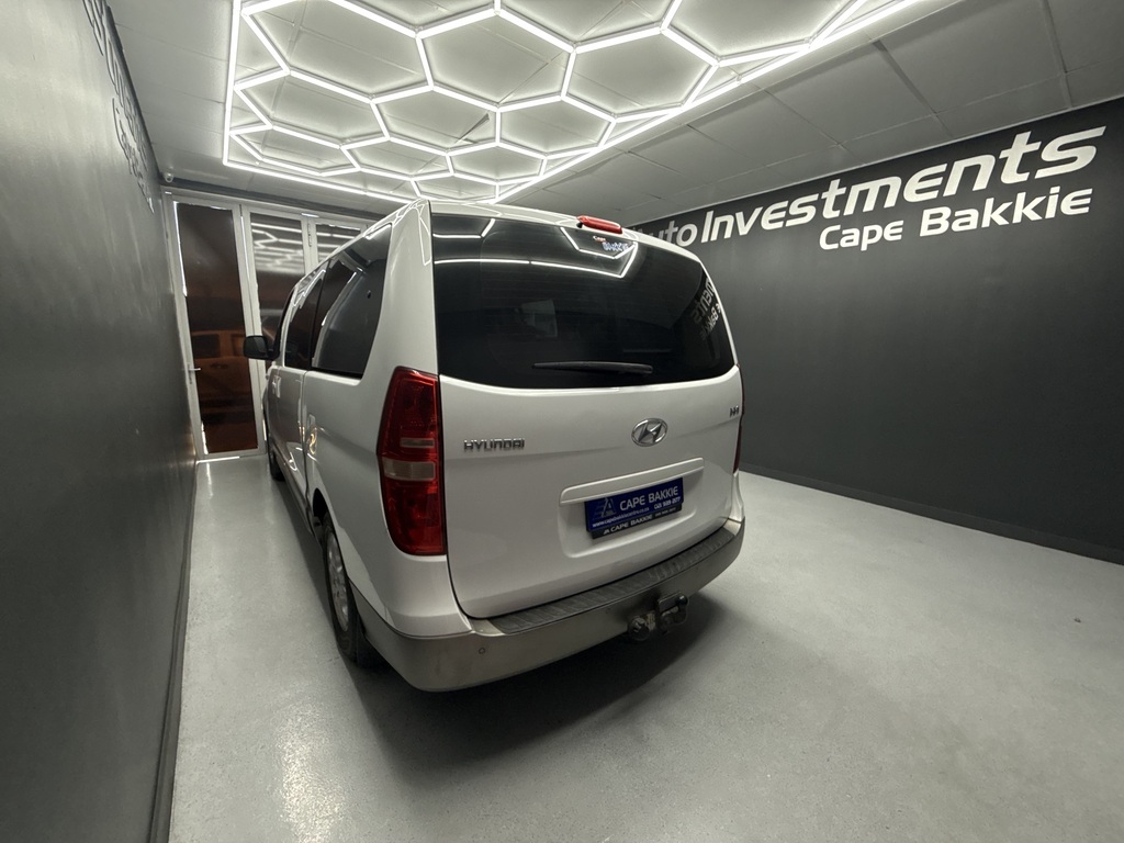 HYUNDAI H-1 H-1 2.5 CRDI (VGT) WAGON A/T - 5