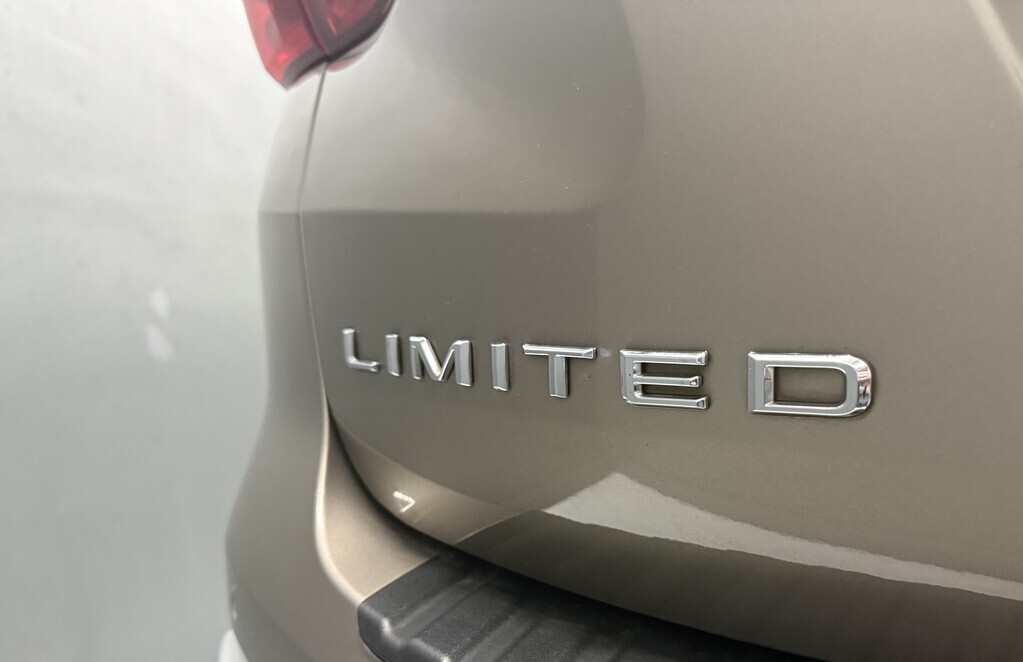 FORD EVEREST EVEREST 2.0D BI-TURBO LTD 4X4 A/T - 19