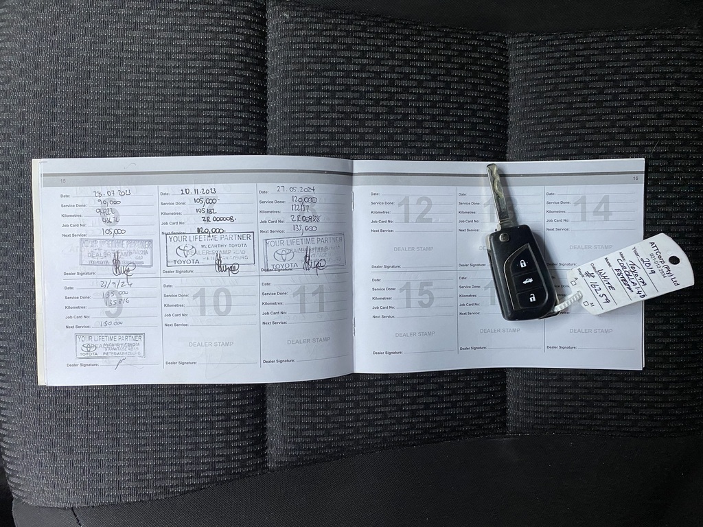 TOYOTA COROLLA - Image 11