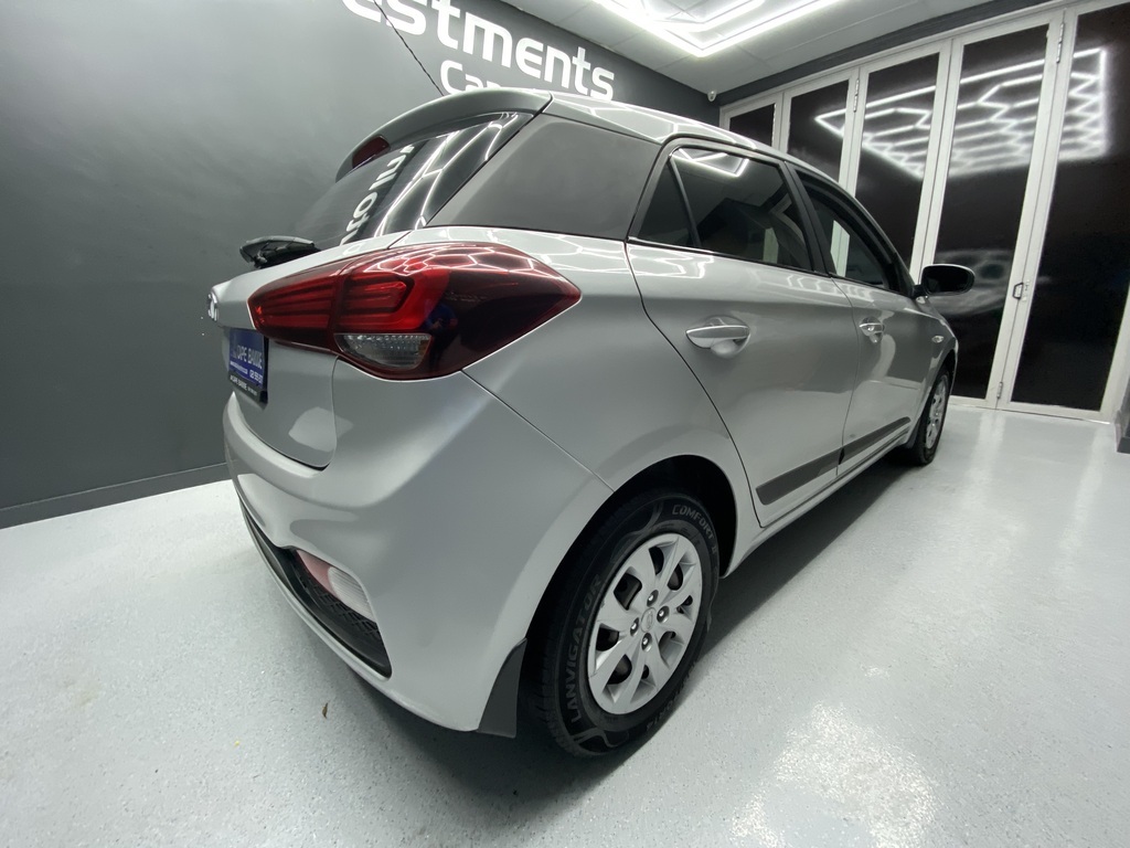 HYUNDAI i20 i20 1.4 MOTION A/T