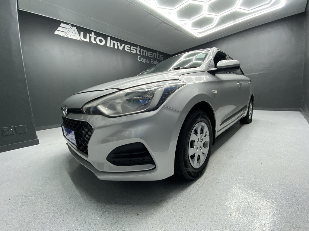 HYUNDAI i20 i20 1.4 MOTION A/T