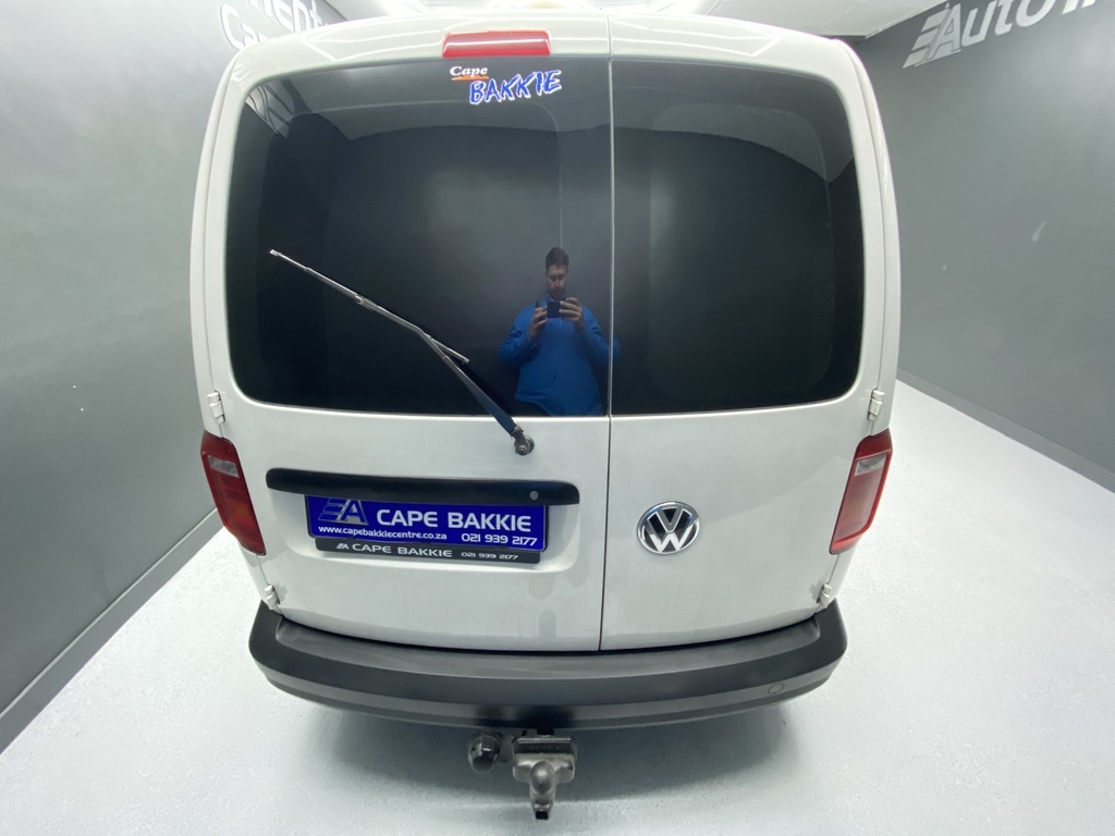 VOLKSWAGEN CADDY CADDY4 MAXI CREWBUS 2.0 TDi