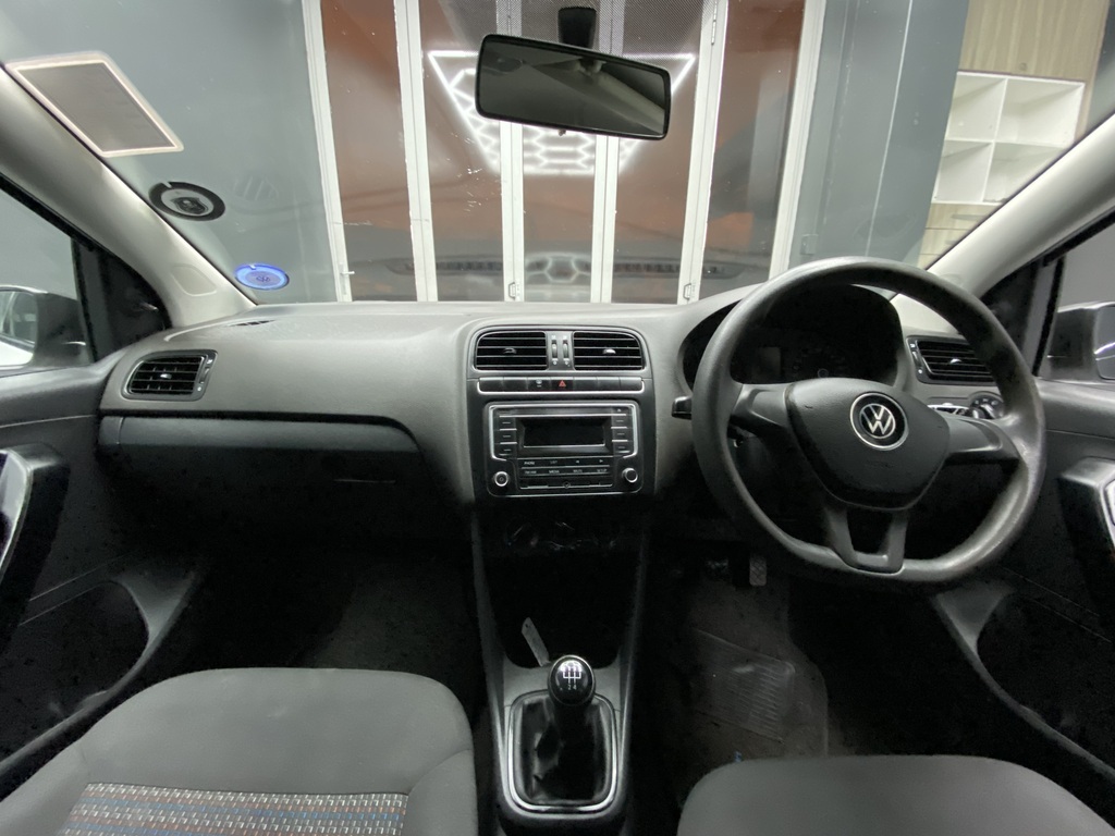 VOLKSWAGEN POLO VIVO POLO VIVO 1.4 TRENDLINE (5DR)