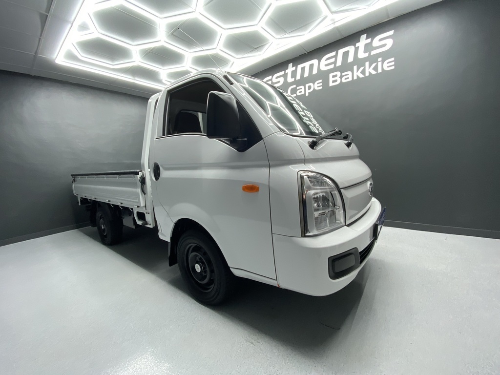 HYUNDAI H100 H100 2.6D A/C F/C D/S