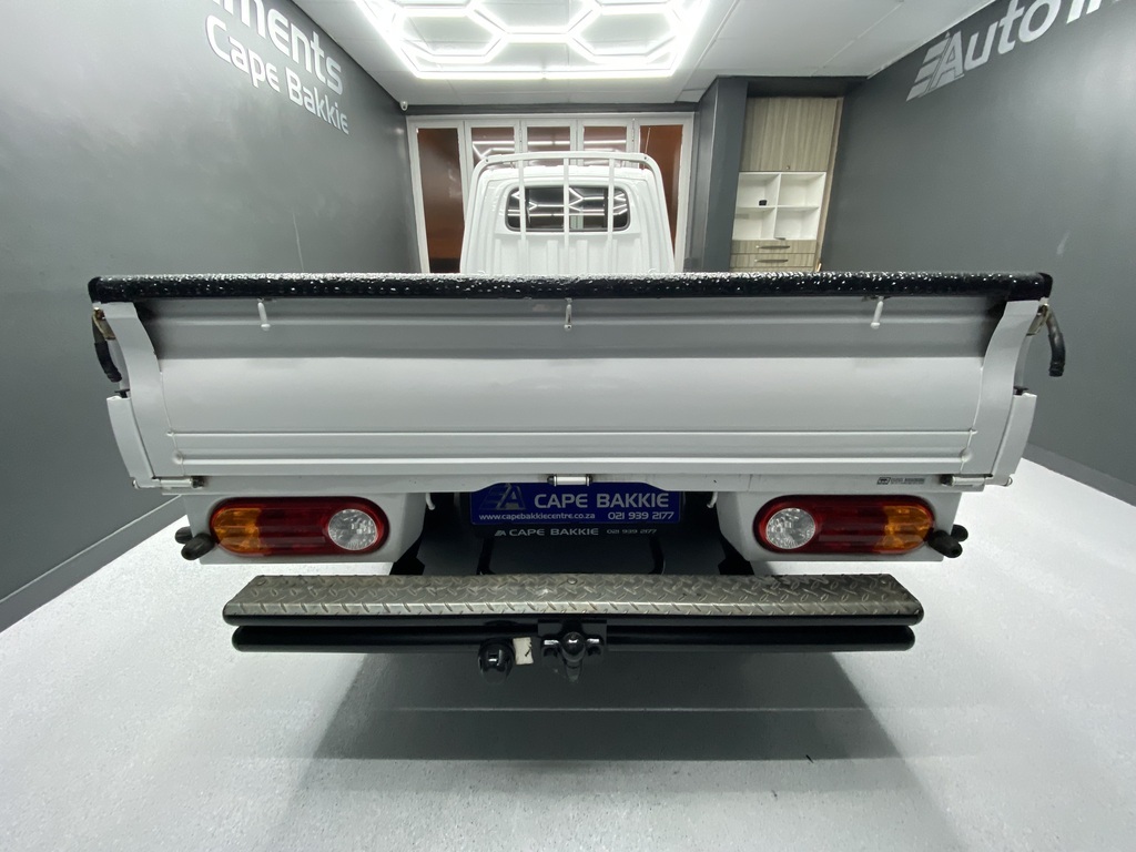 HYUNDAI H100 H100 2.6D A/C F/C D/S