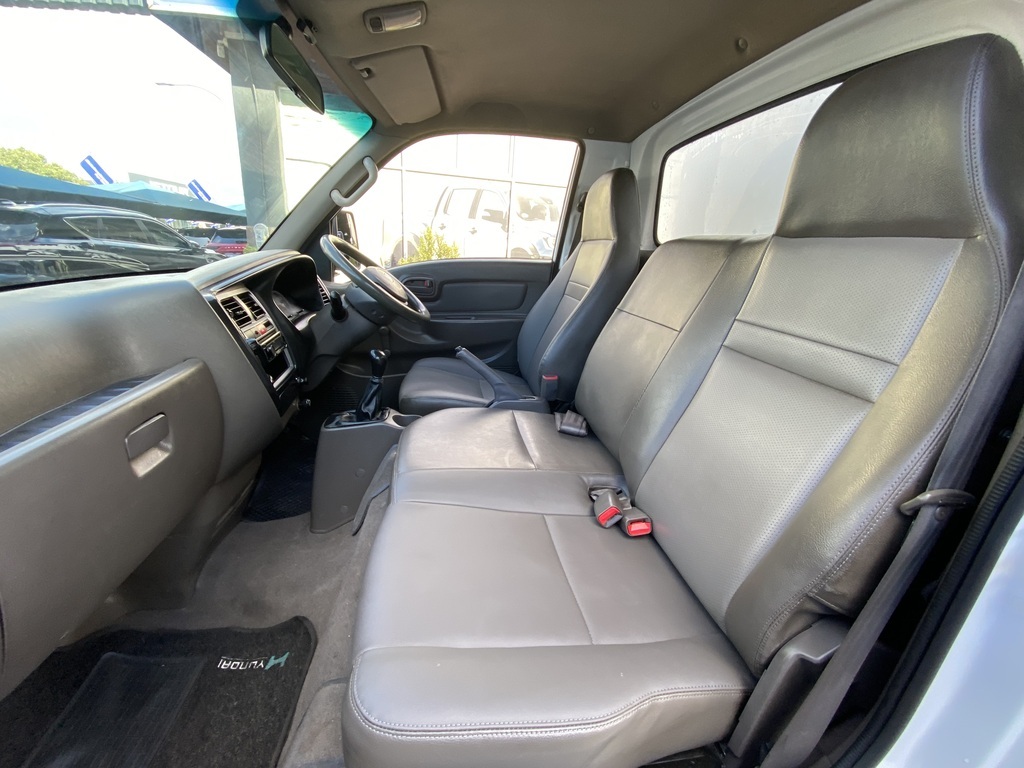 HYUNDAI H100 H100 2.6D F/C C/C