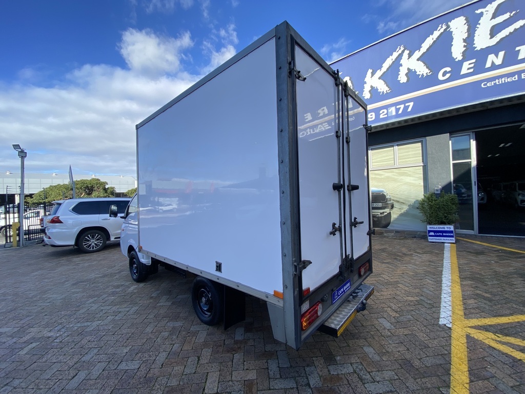 HYUNDAI H100 H100 2.6D F/C C/C