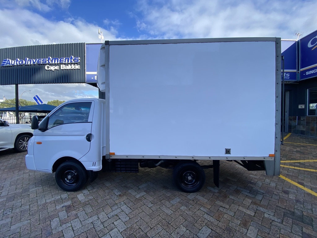 HYUNDAI H100 H100 2.6D F/C C/C