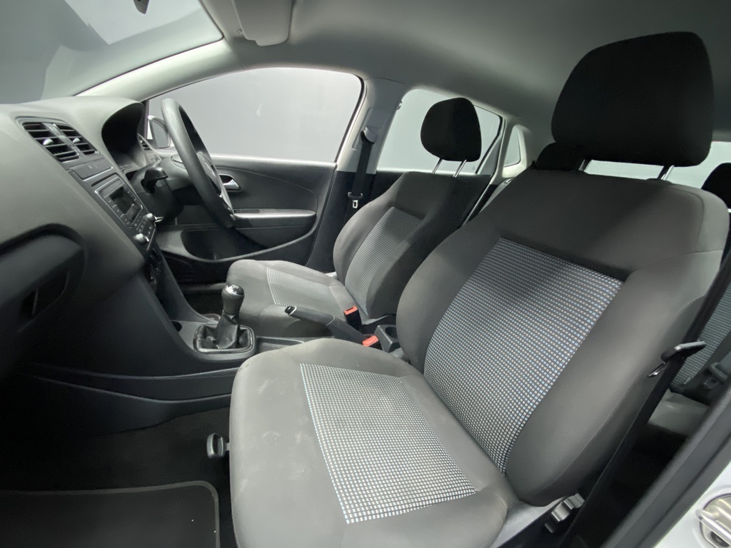 VOLKSWAGEN POLO VIVO POLO VIVO 1.4 COMFORTLINE (5DR)