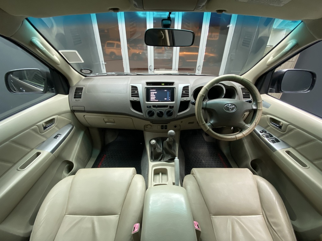 TOYOTA FORTUNER FORTUNER 3.0D-4D 4X4 - 11