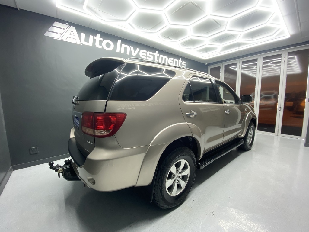 TOYOTA FORTUNER FORTUNER 3.0D-4D 4X4 - 3