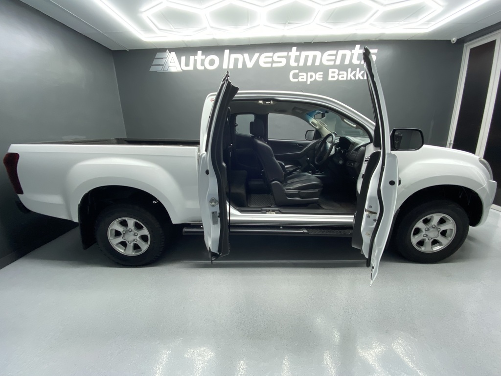 ISUZU D-MAX D-MAX 250 HO HI-RIDER E/CAB P/U - 8