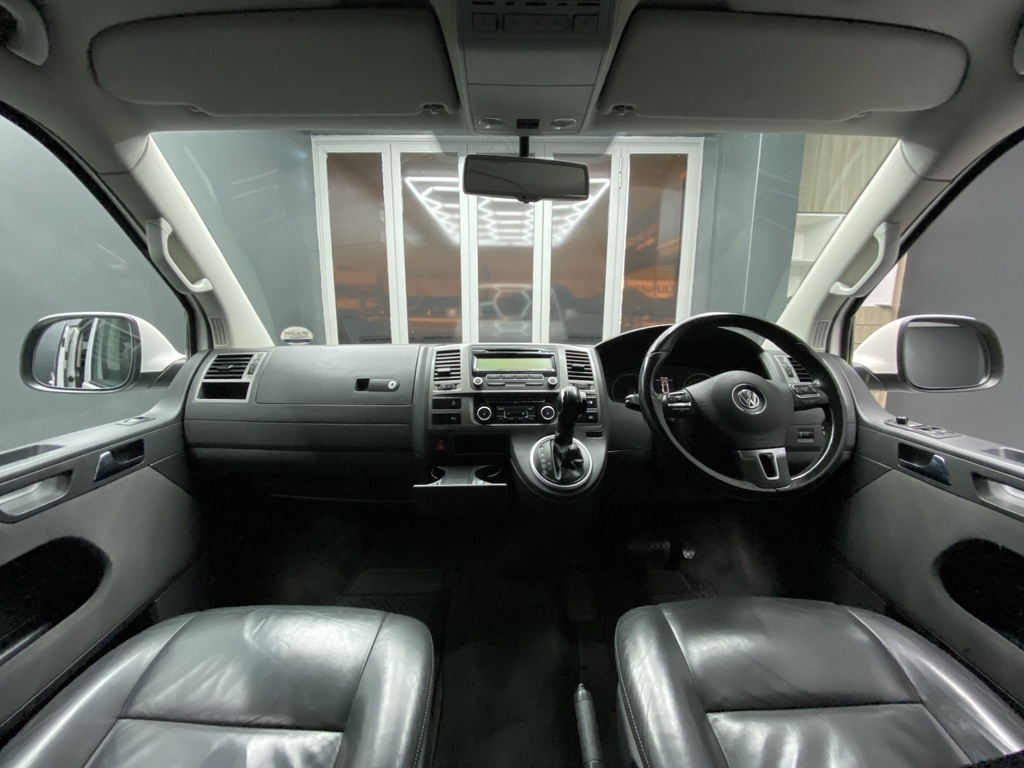 VOLKSWAGEN T5 T5 CARAVELLE 2.0 BiTDi DSG