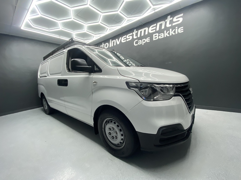 Hyundai H1 2.5 CRDi 3 Seater Panel Van with A/C Auto