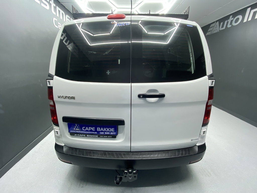 HYUNDAI H-1 H-1 2.5 CRDi A/C F/C P/V A/T