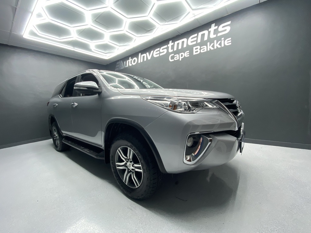 Toyota Fortuner IV 2.4 GD-6 Raised Body