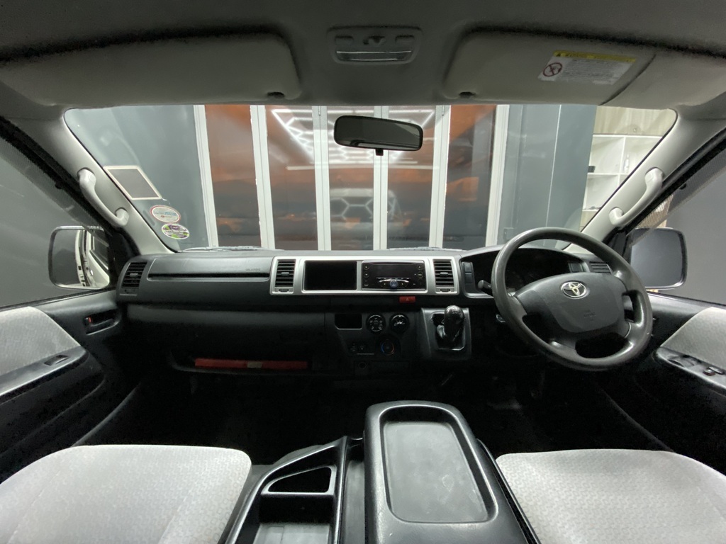 TOYOTA QUANTUM QUANTUM 2.5 D-4D 10 SEAT