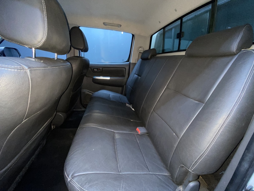 TOYOTA HILUX HILUX 3.0 D-4D RAIDER 4X4 A/T P/U D/C