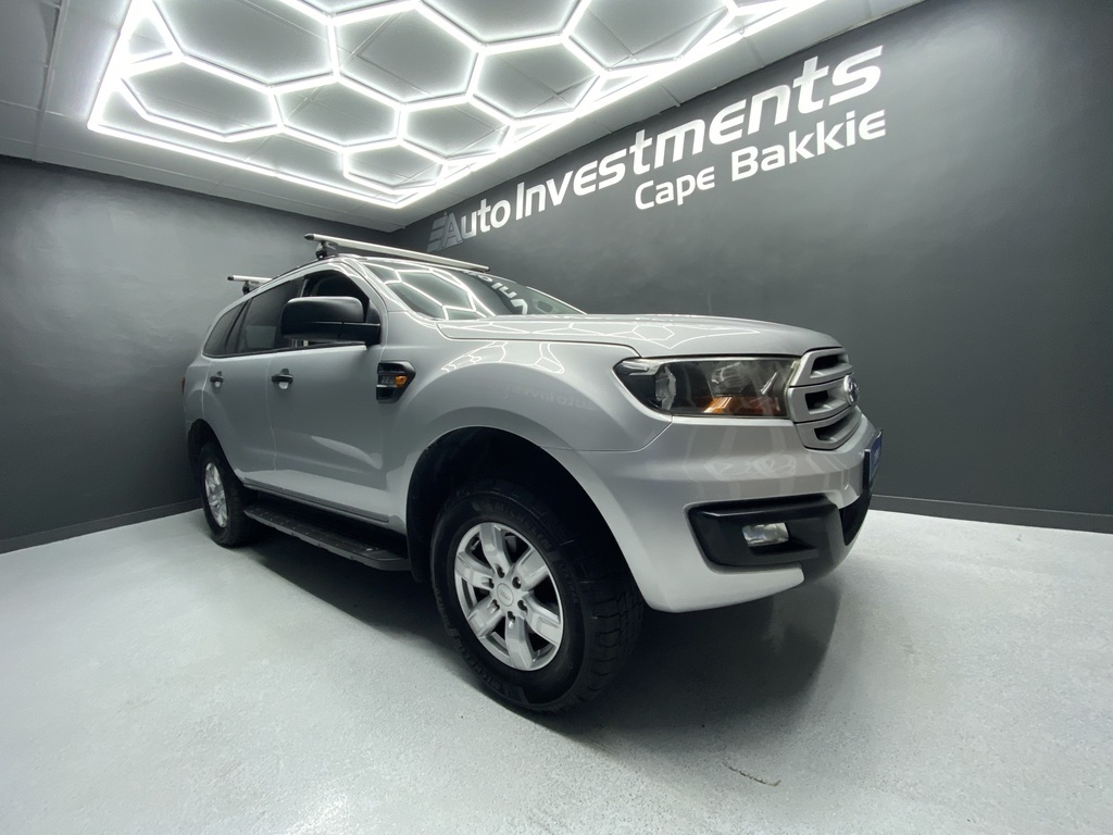 Ford Everest 2.2 TDCi XLS 4 x 4