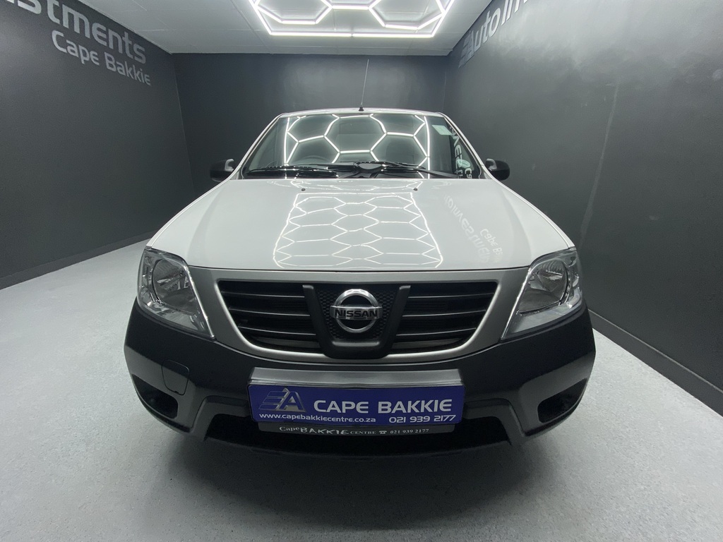 NISSAN NP200 NP200 1.6  A/C SAFETY PACK P/U S/C - 7