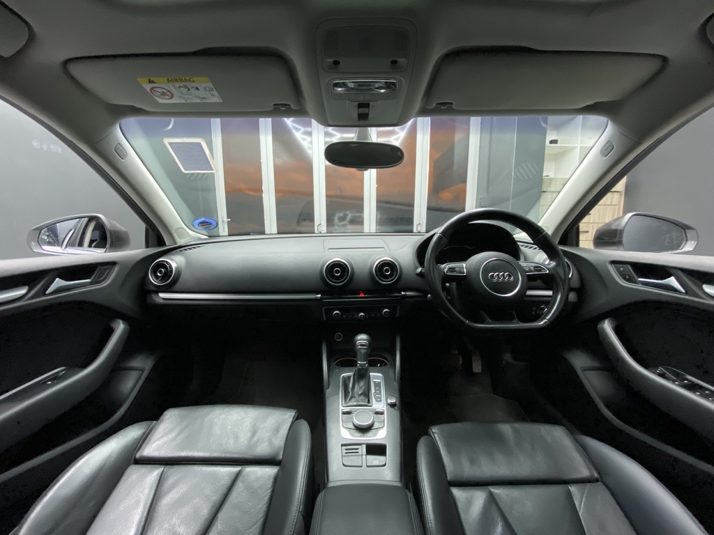 AUDI A3 A3 1.4T FSI SE STRONIC
