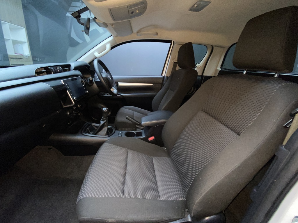 TOYOTA HILUX HILUX 2.4 GD-6 RB RAIDER P/U E/CAB - 9