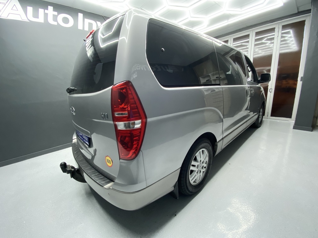 HYUNDAI H-1 H-1 2.5 CRDI WAGON A/T