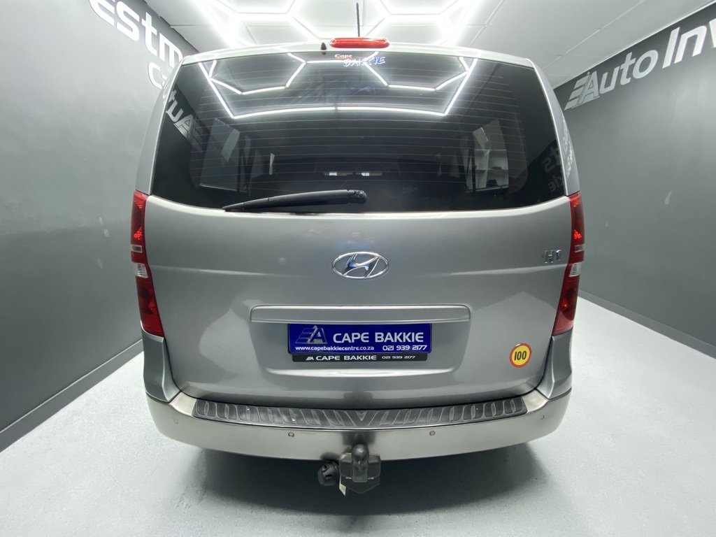 HYUNDAI H-1 H-1 2.5 CRDI WAGON A/T