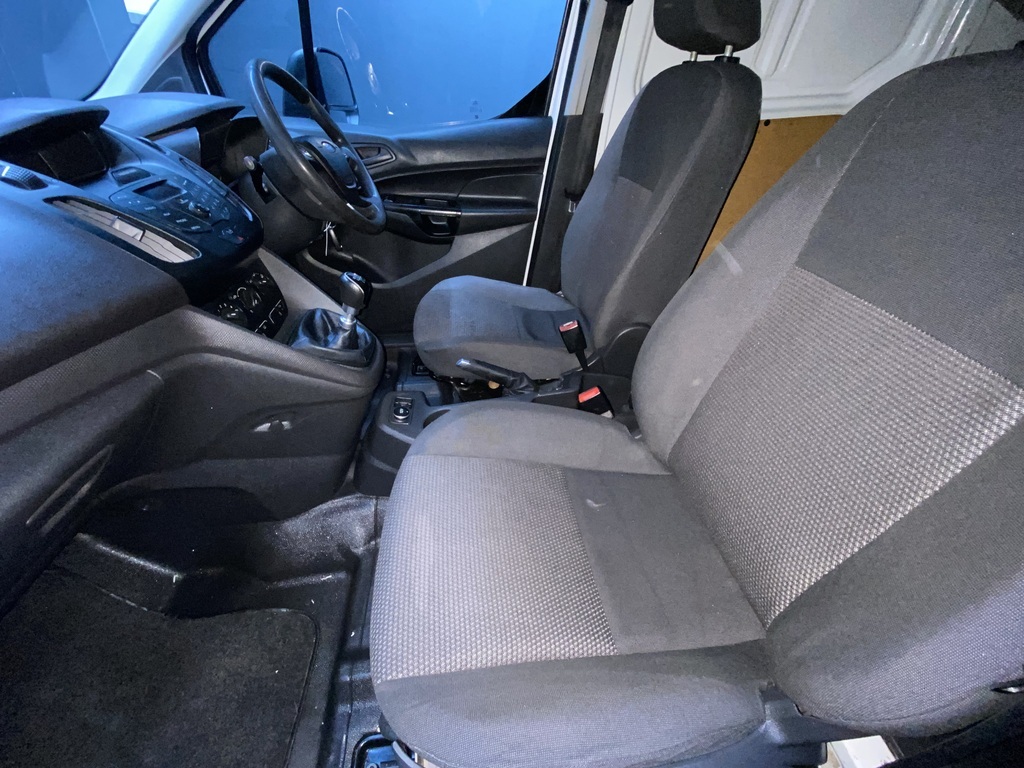 FORD TRANSIT TRANSIT CONNECT 1.5TDCi AMBIENTE LWB F/C P/V