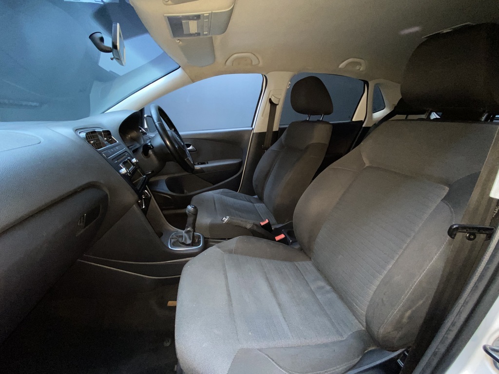 VOLKSWAGEN POLO POLO 1.6 TDI COMFORTLINE 5DR - 8