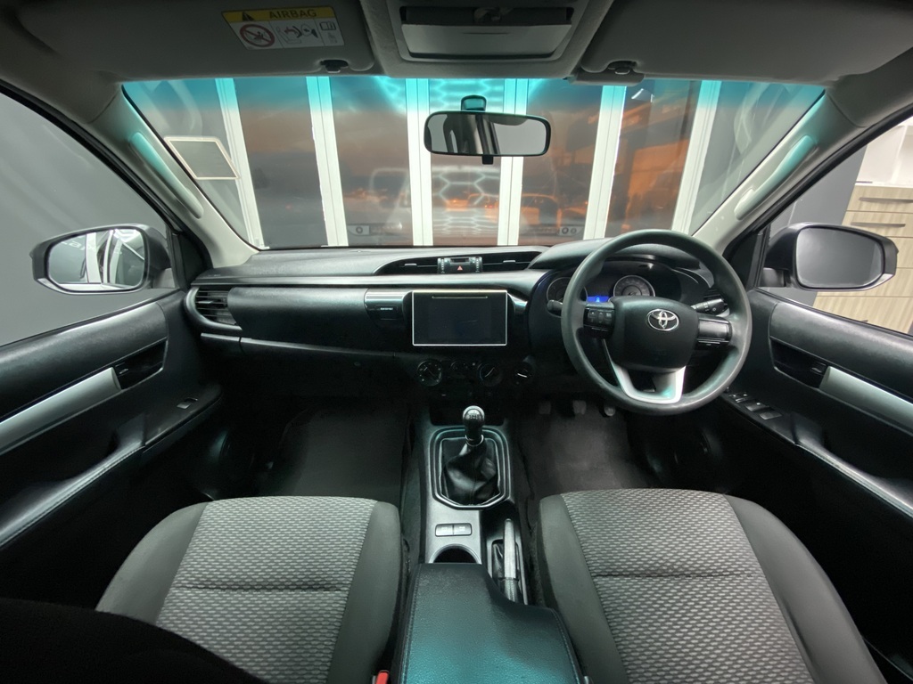 TOYOTA HILUX HILUX 2.4 GD-6 SRX 4X4 P/U D/C - 10
