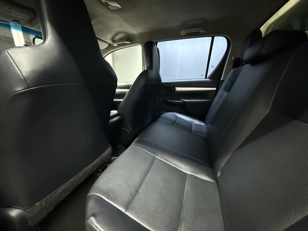 TOYOTA HILUX HILUX 2.4 GD-6 SR 4X4 P/U D/C - 9