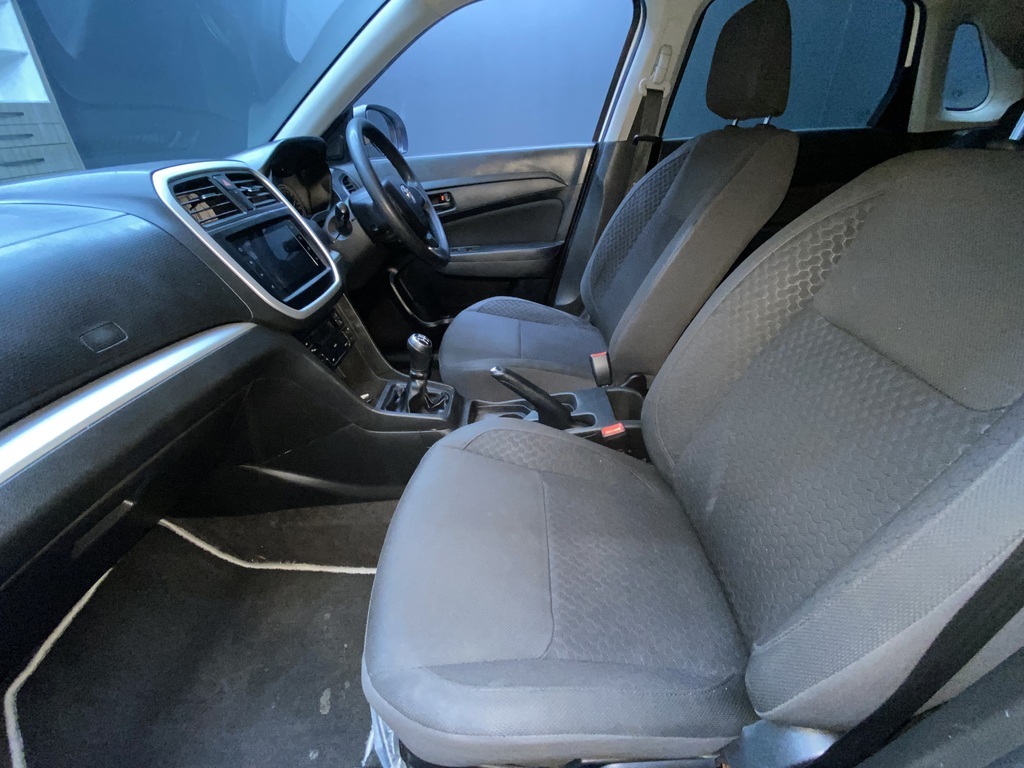 TOYOTA URBAN CRUISER URBAN CRUISER 1.5 Xs - 7