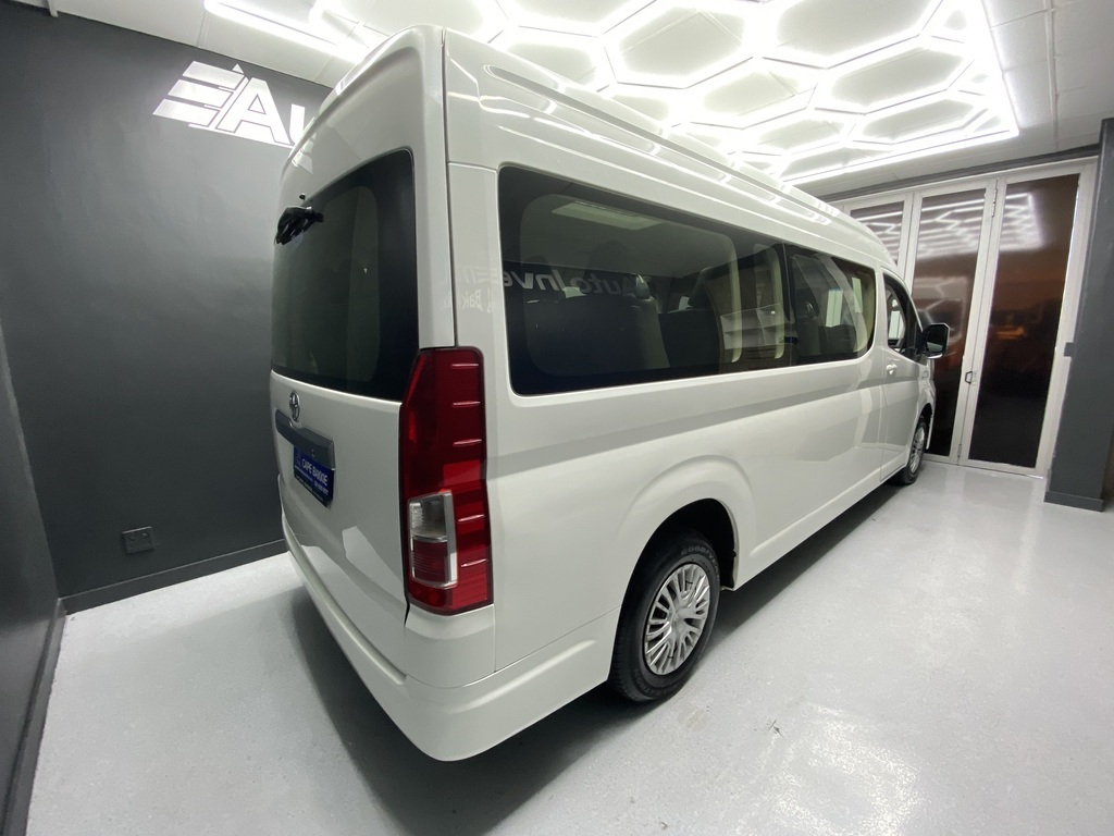 TOYOTA QUANTUM QUANTUM 2.8 GL 14 SEAT - 3