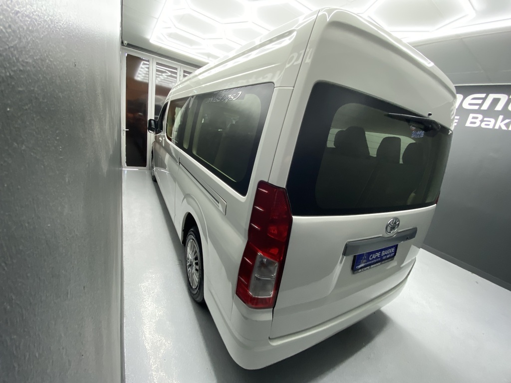TOYOTA QUANTUM QUANTUM 2.8 GL 14 SEAT - 4