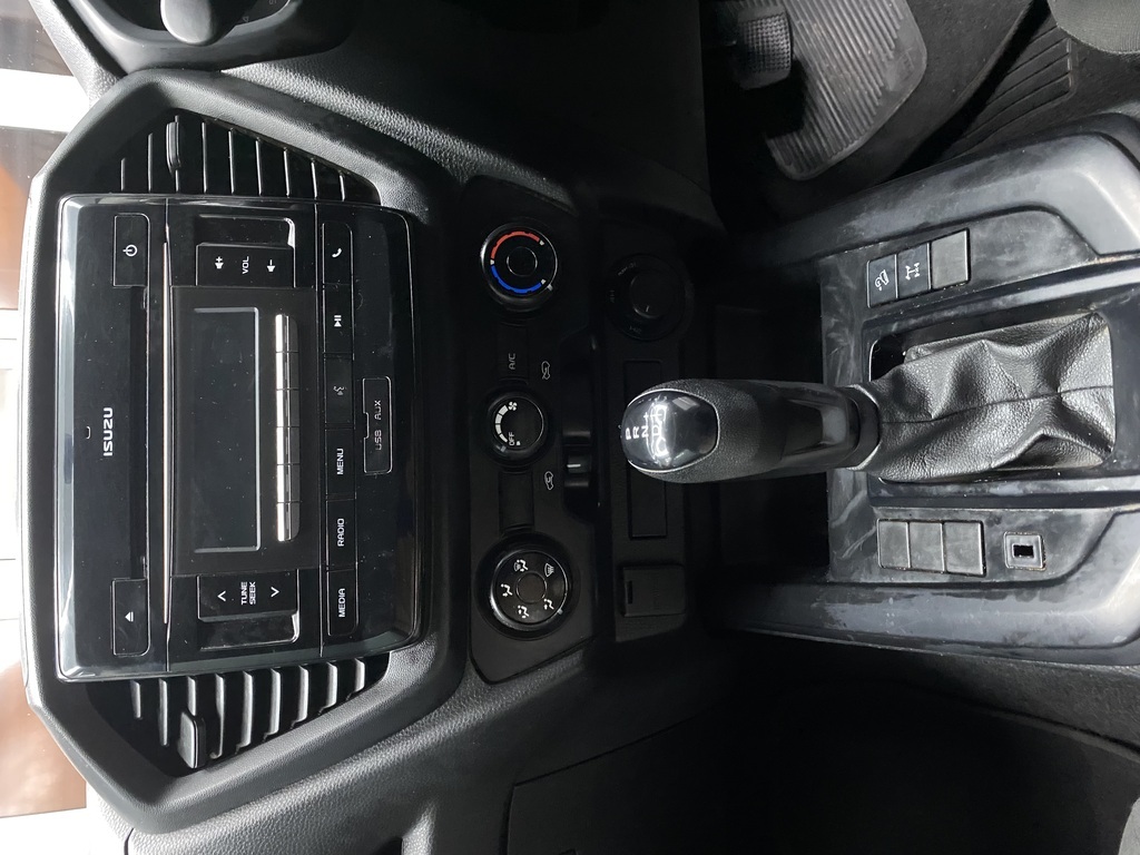 ISUZU D-MAX D-MAX 1.9 Ddi L 4X4 A/T S/C P/U - 9