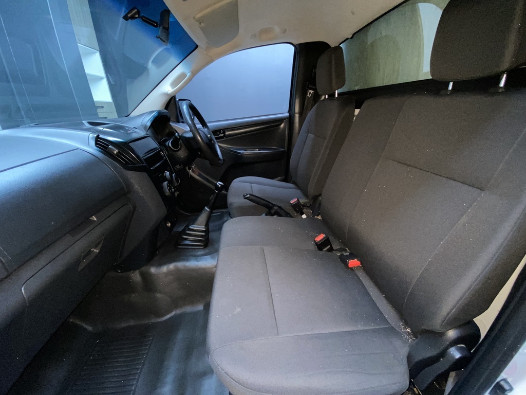 ISUZU D-MAX D-MAX 250C FLEETSIDE S/C P/U - 7