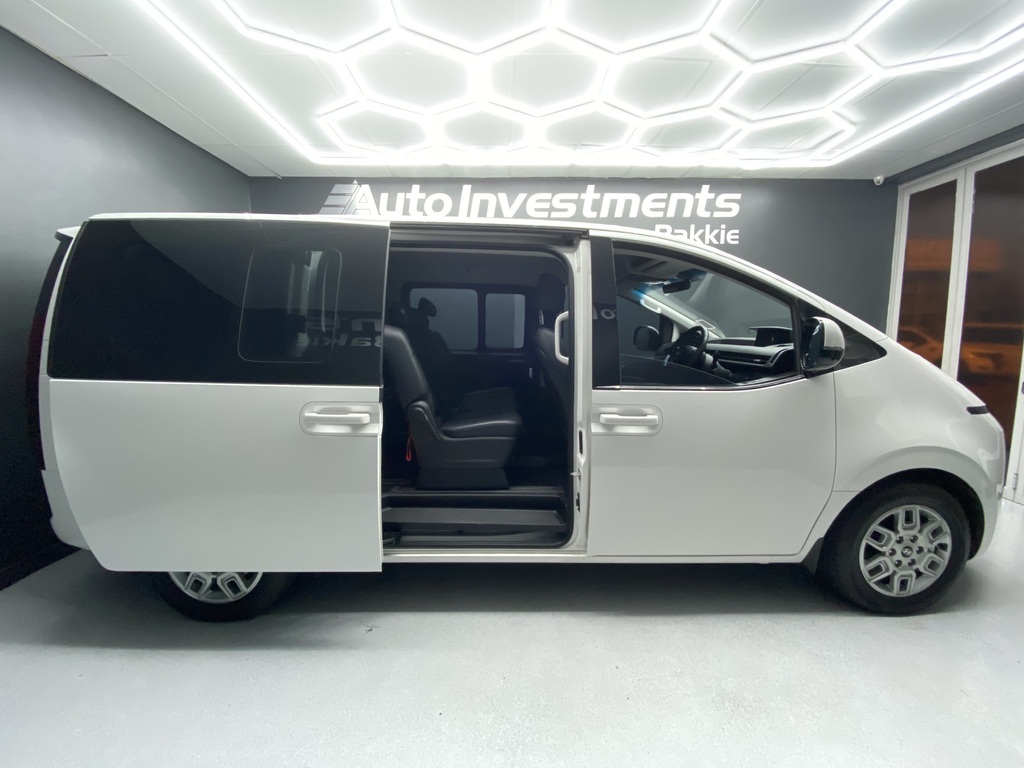 HYUNDAI STARIA STARIA 2.2D EXECUTIVE A/T