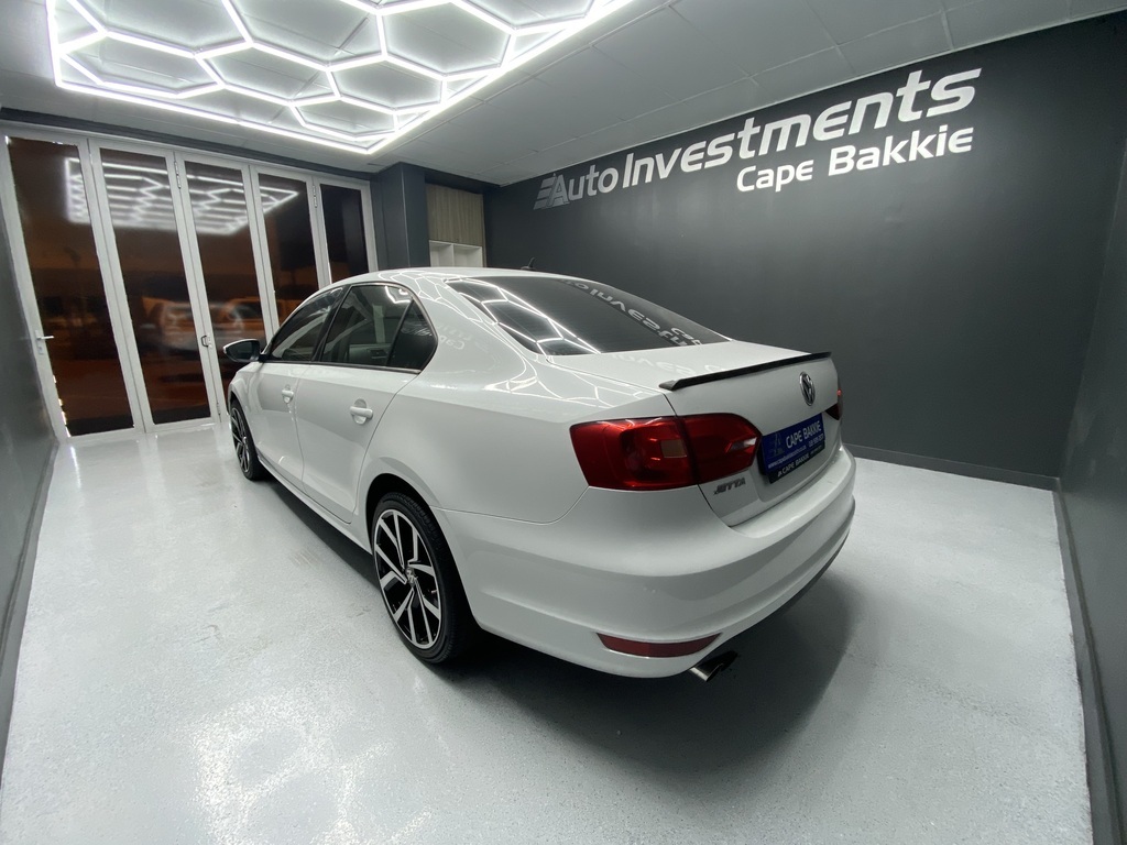 VOLKSWAGEN JETTA VI JETTA GP 1.6 TDI COMFORTLINE - 5