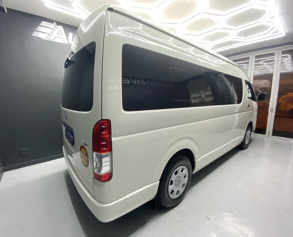 TOYOTA QUANTUM QUANTUM HIACE 2.5 D-4D 14 SEAT