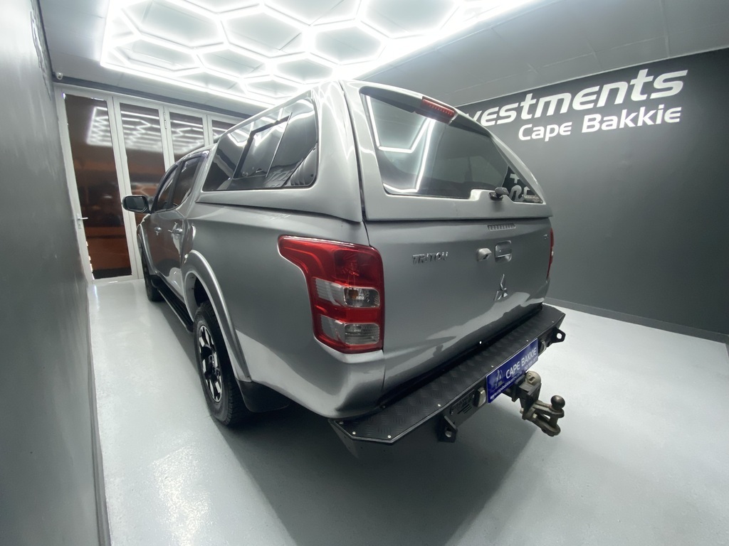 MITSUBISHI TRITON TRITON 2.4 Di-DC 4X4 A/T P/U D/C - 5